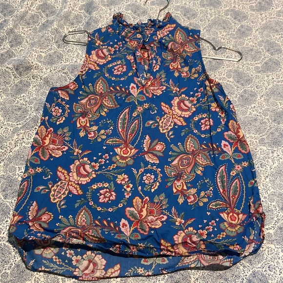 Ruffle-neck top in Liberty® Flora Belle Item L1035 J Crew Size 00 Like New - Picture 6 of 7